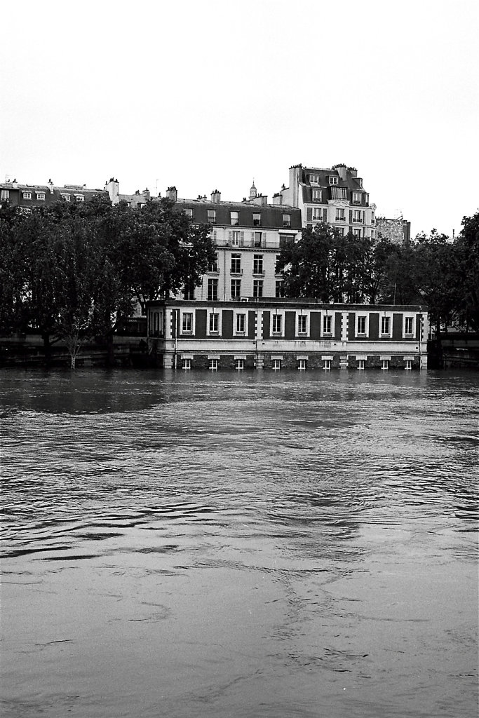 crue-seine-2016-facade-M550II1-Photo16-16-2-rd900.jpg